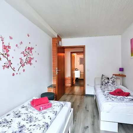Born By Interhome Schieder-Schwalenberg